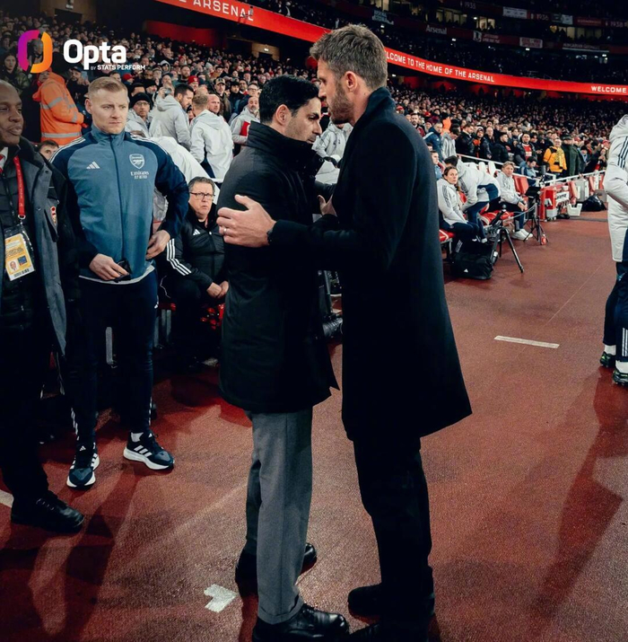 B体育官网-阿尔特塔执教阿森纳两球领先仅两负，均负于卡里克执教的曼联|OPTA|迈克尔·卡里克|迈克尔-卡里克|数据|米克尔_新浪体育_新浪新闻