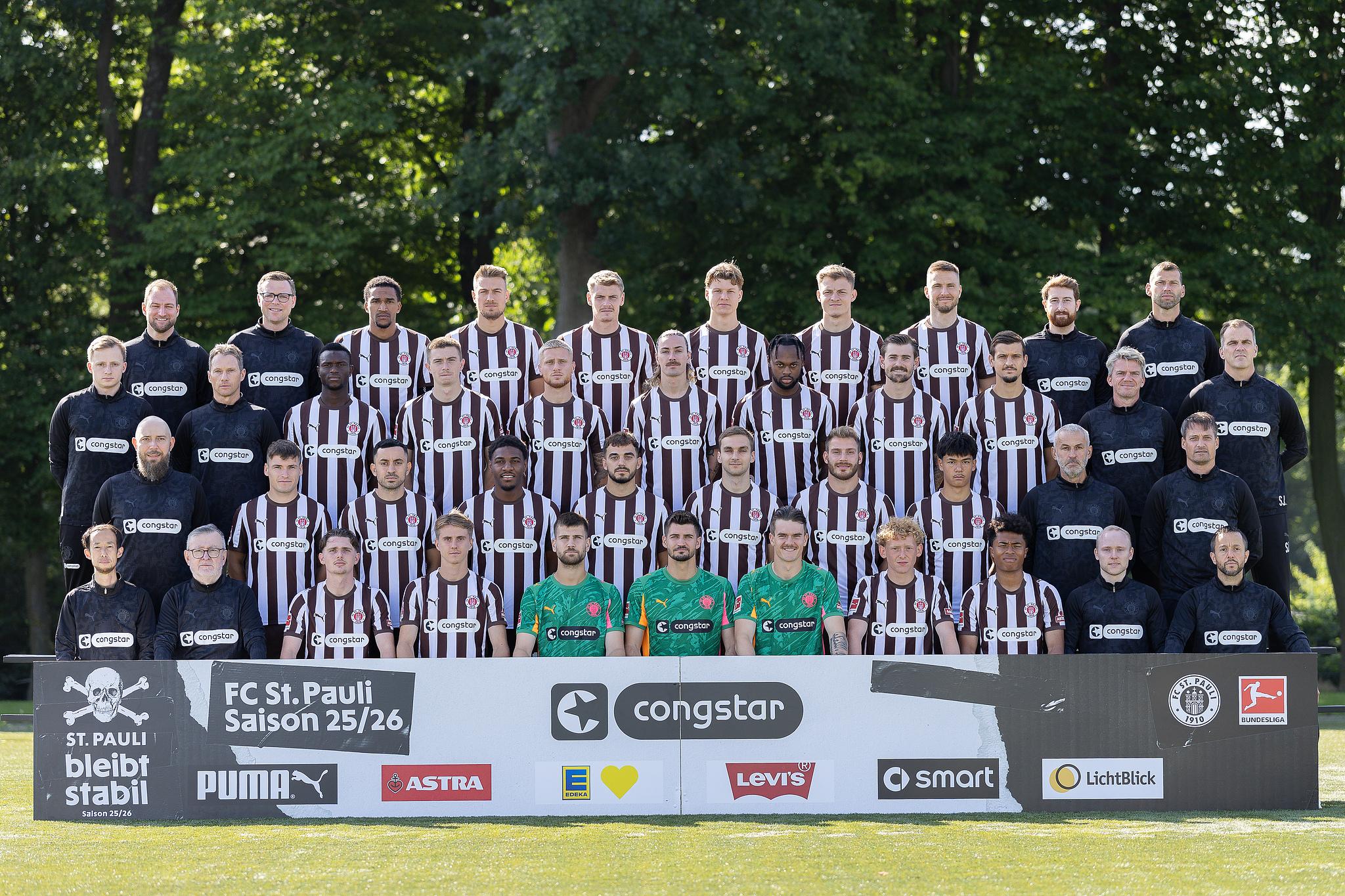 B体育官网-门将们为汉堡德比大战做好准备，圣保利主场迎战汉堡